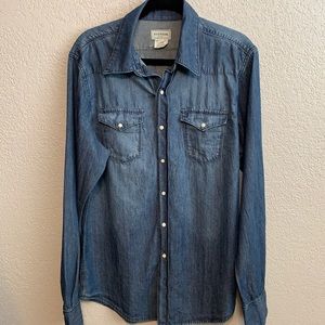 Stetson denim long sleeve button up shirt size large